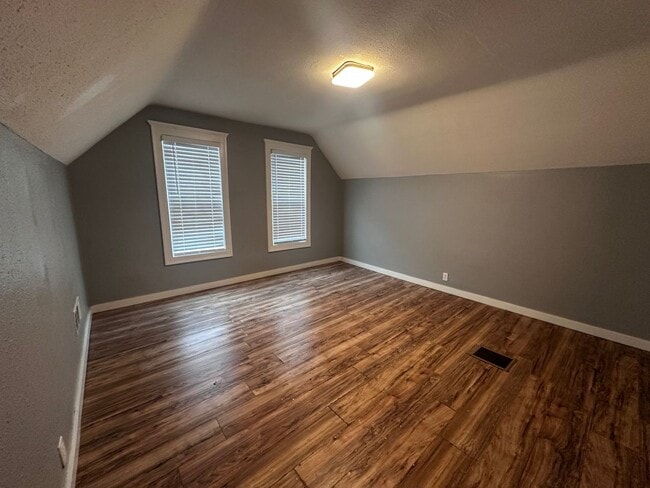 Photo - Beautifully Refreshed Three-Bedroom Single-Family Home in Park West