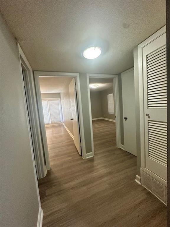 Photo - 2520 Longview St Unidad 405