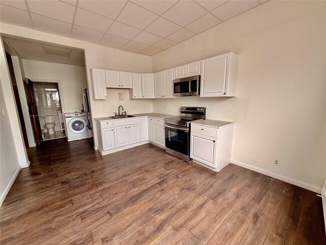 239 Main St Unidad 2