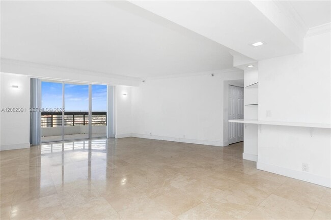 Photo - 3500 Mystic Pointe Dr Unit 3702