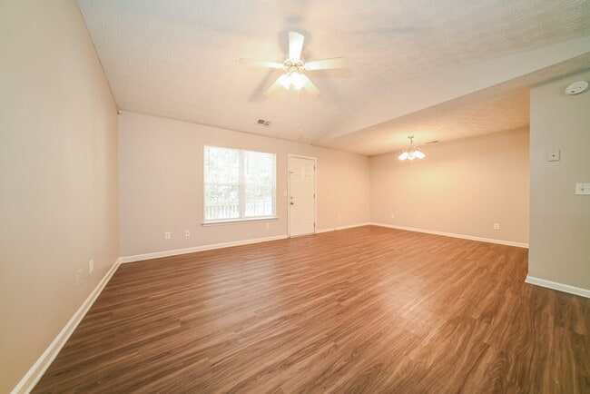 Photo - 40 Hunters Ridge Ct