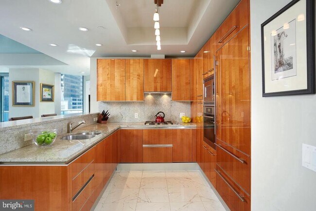 Photo - 1881 N Nash St Unidad 303