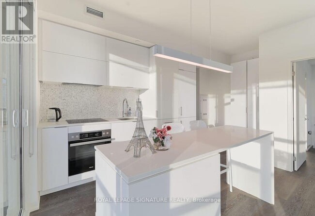 Photo - 15 Lower Jarvis St Unit 3405