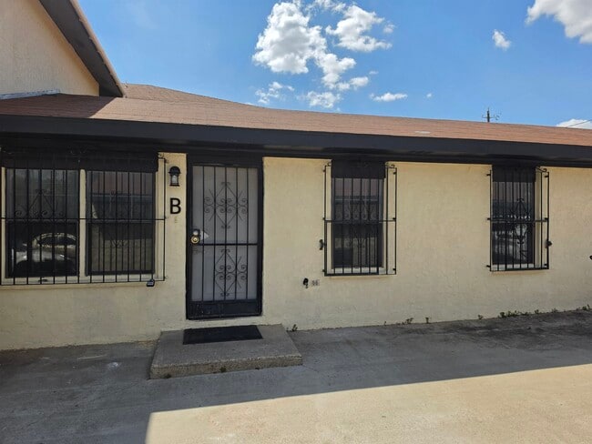3017 Corpus Christi St Unit B