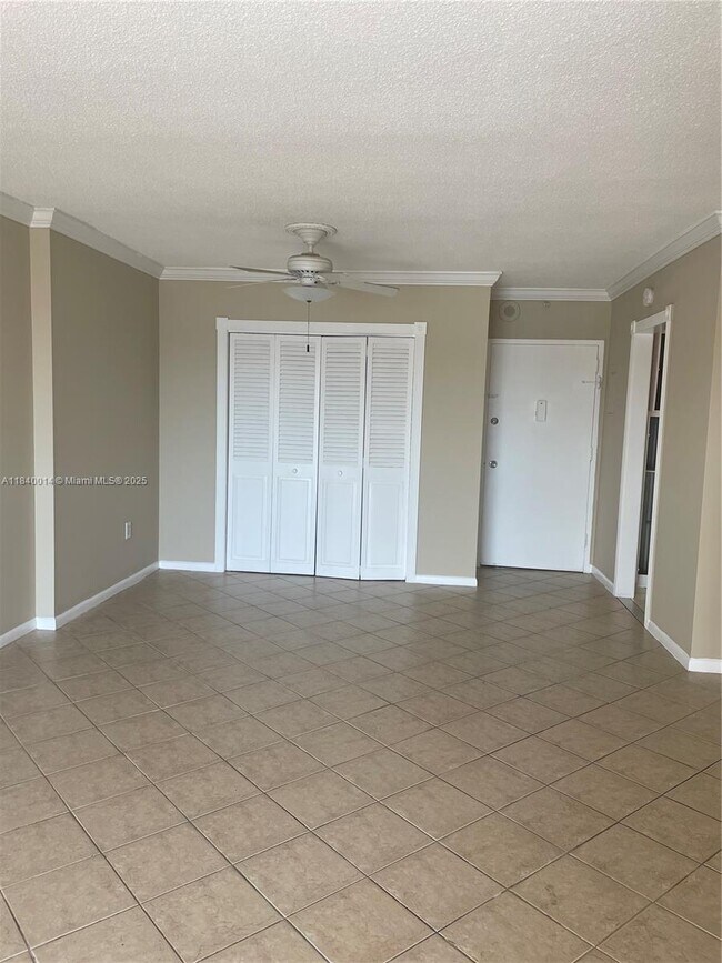 Photo - 400 Kings Point Dr Unit 507