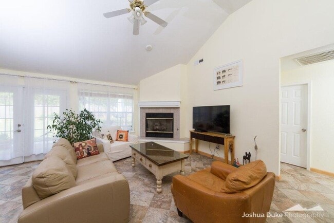 Photo - Available May 1st! 4-Bedroom, 2-Bathroom Home, Within walking distance of Root Elementary