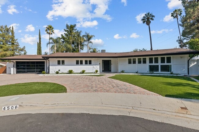 UPGRADED SOUTH OF THE BOULEVARD HOME WITH ... - UPGRADED SOUTH OF THE BOULEVARD HOME WITH ...
