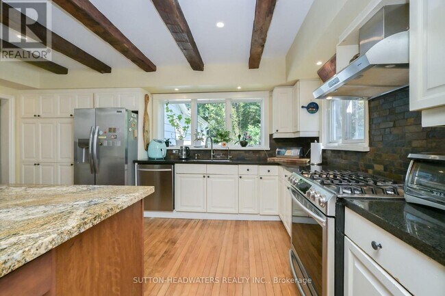 Photo - 14427 Creditview Rd