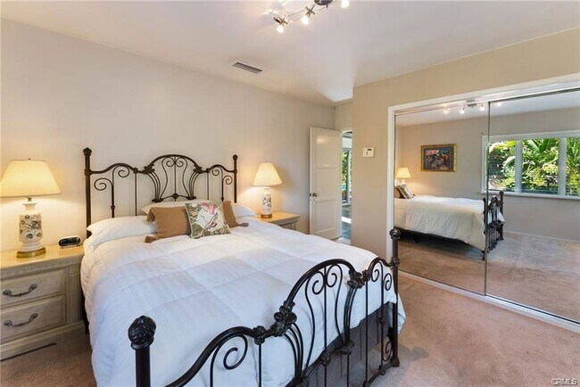 Photo - 5655 Katherine Ave