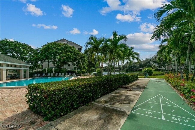 Building Photo - 900 Arbor Lake Dr Unit 9-307