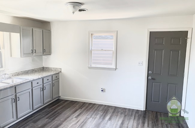 Photo - 205 Blackwood St