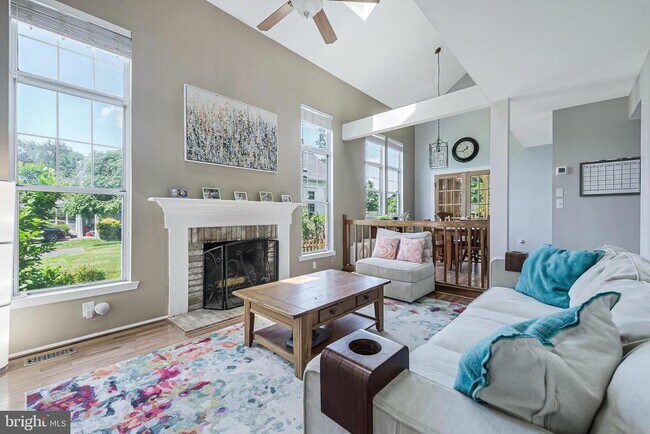 Photo - 30 Fenton Wood Dr