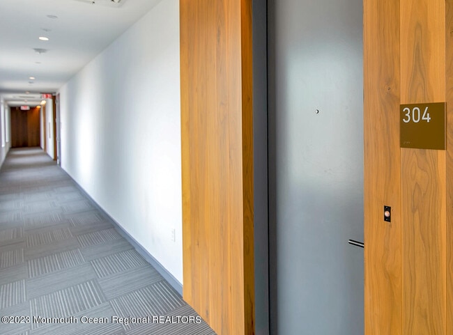 Photo - 601 Heck St Unit 304