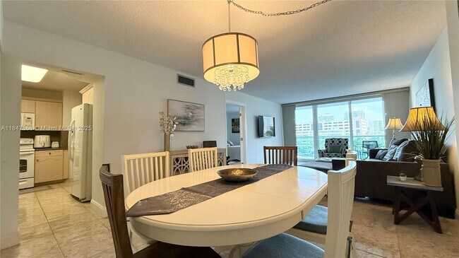 Photo - 100 Bayview Dr Unit 429