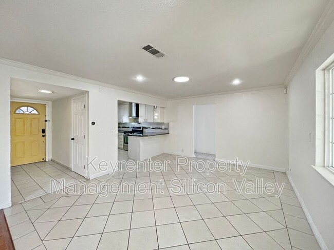 Photo - 3350 Denton Way