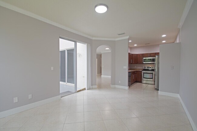 Photo - 13243 NW 8th St