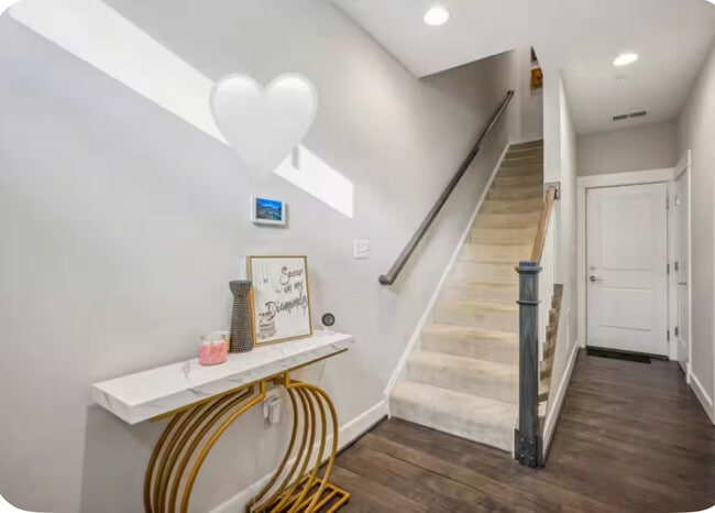 Photo - 721 Parkside Pl NE Casa Adosada