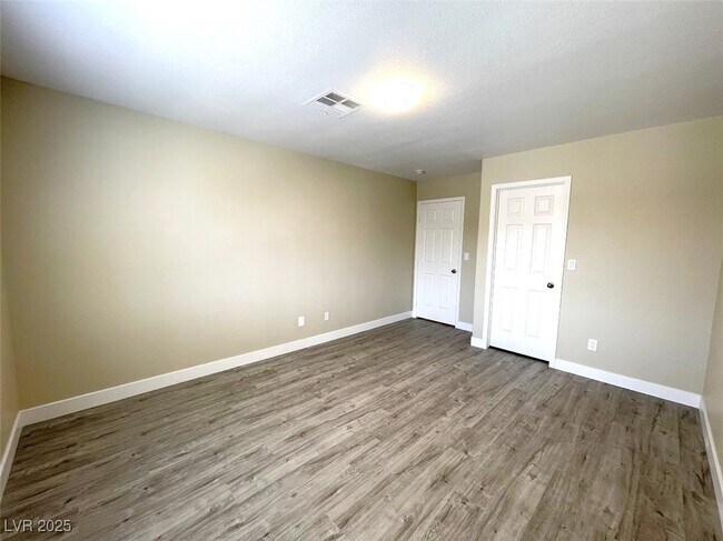 Building Photo - 8050 Villa Avada Ct