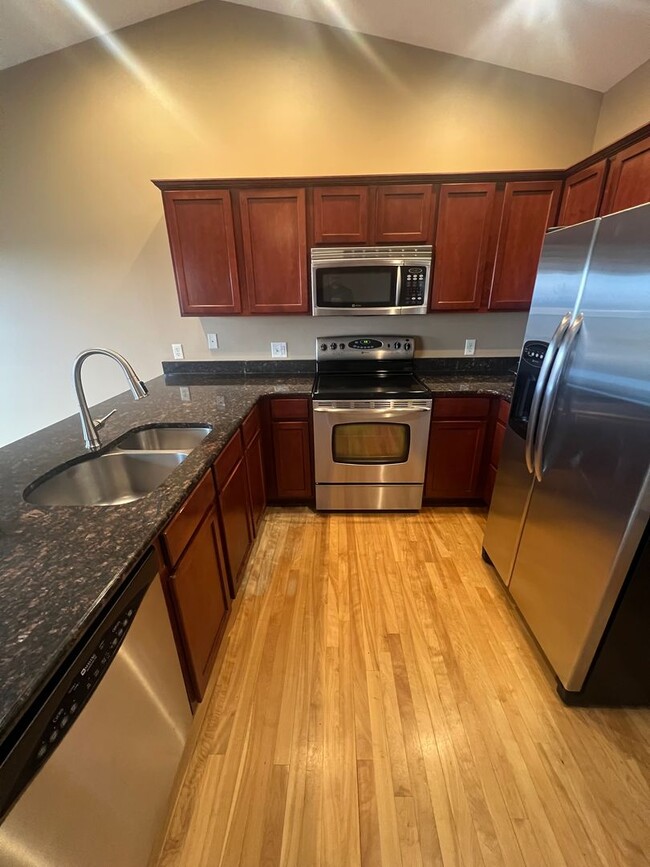 Photo - 4805 Algonquin Dr Apartment Unit 61f2627e-c49a-11ef-8562-0a12cd946910