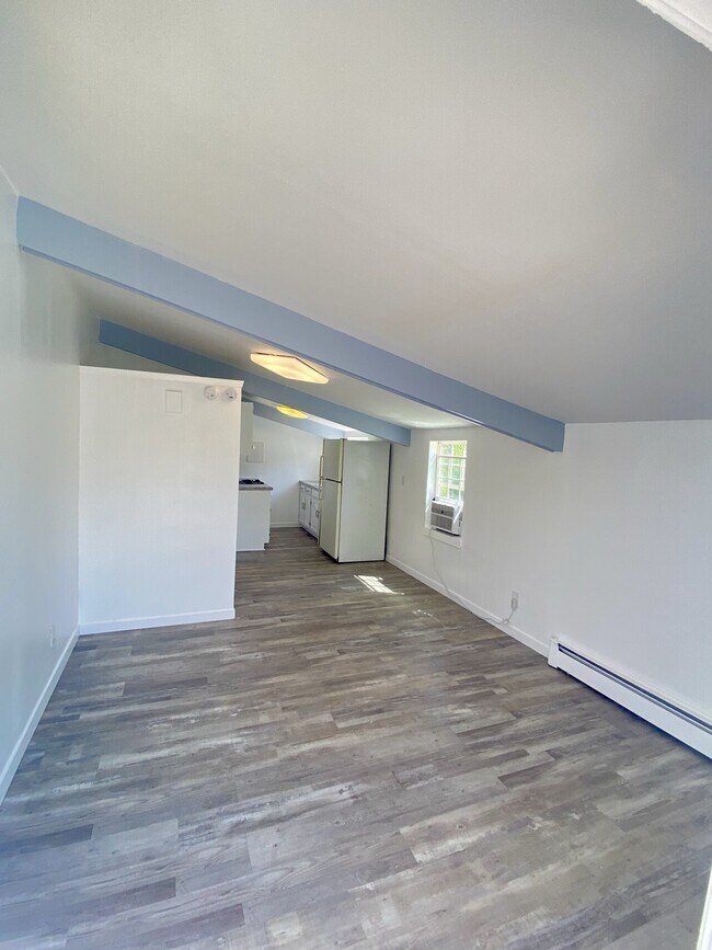 W 52nd Place Condo Condo for Rent in Merrillville, IN