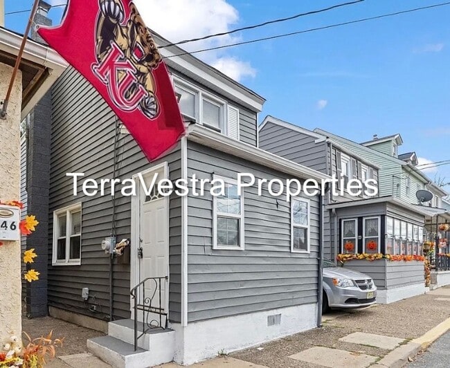 Photo - 2 Bed Single Family in Gloucester City! El...