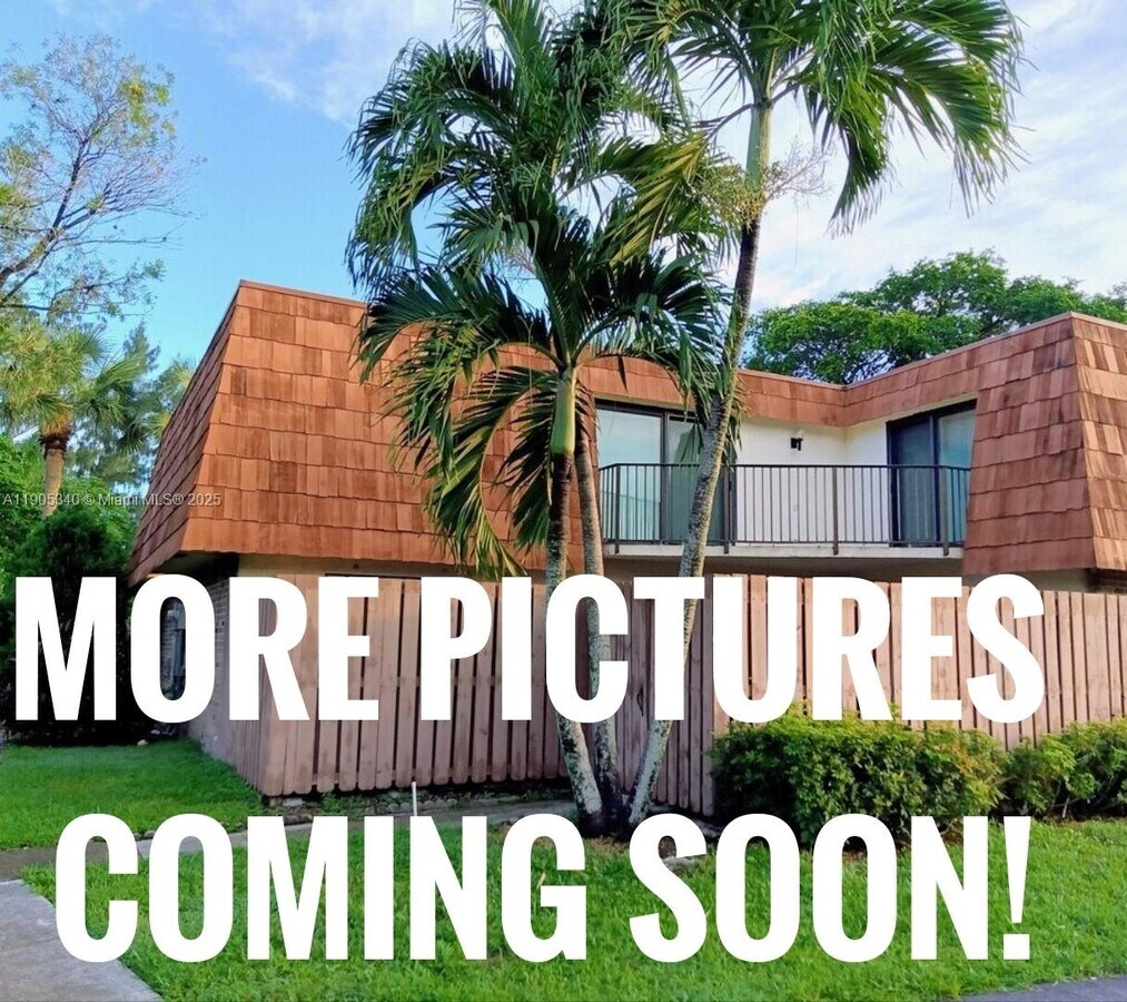 Photo - 8405 N Coral Cir