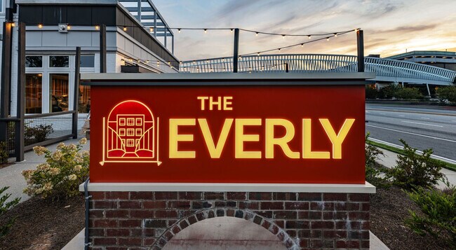 Photo - The Everly