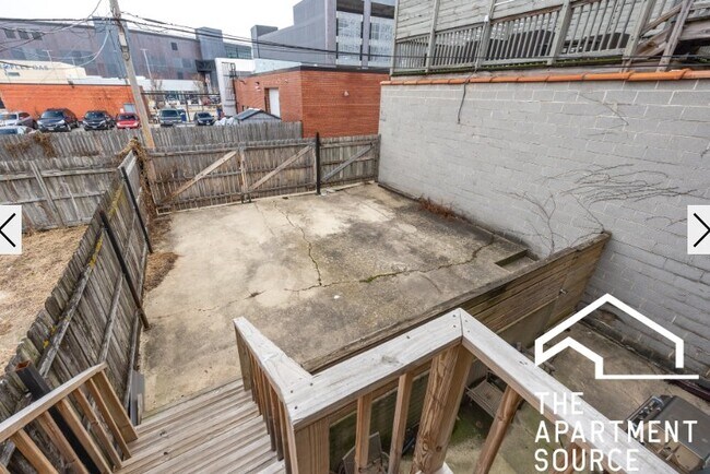 Photo - 1224 W Augusta Blvd Unit 2