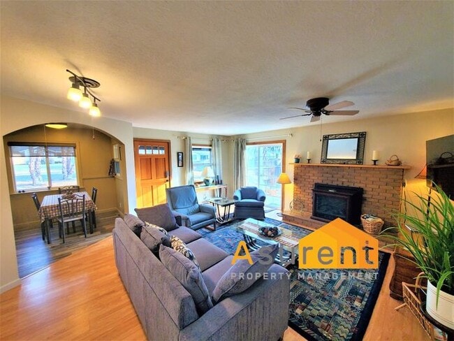 Photo - Charming Updated Fully Furnished Rental Av...
