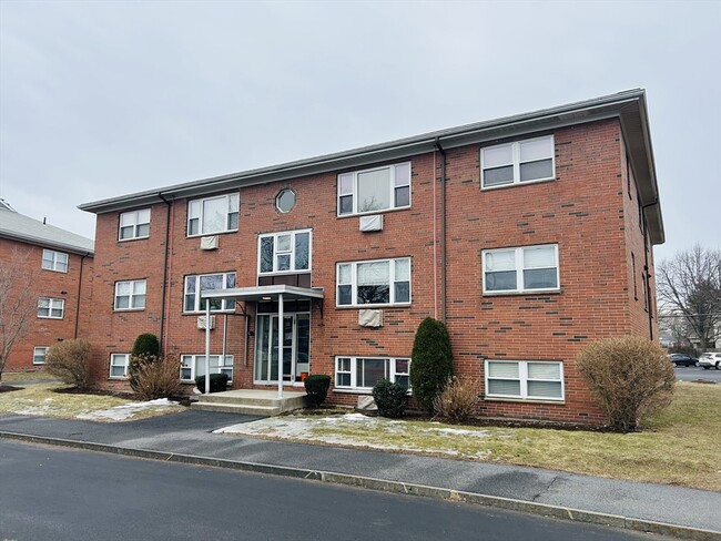 Photo - 31 Warren St Condo Unit 2-3
