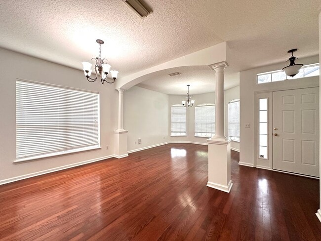 Photo - North Hampton! Amenities Galore! 4 Bed, 3 ...