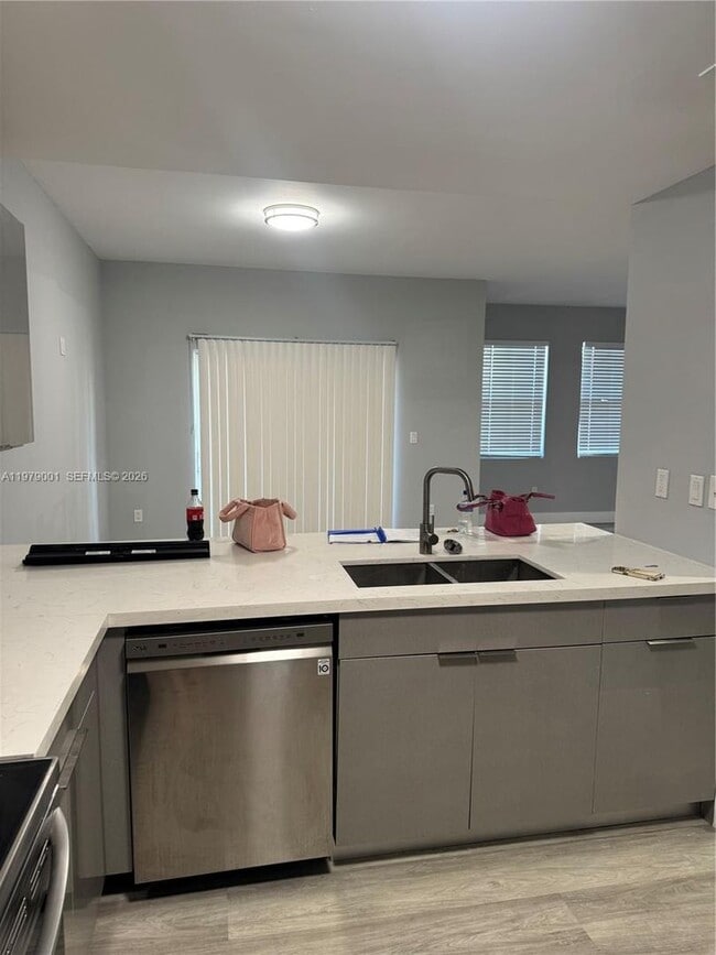 Photo - 10902 NW 83rd St