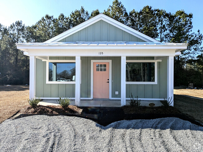 Building Photo - 135 Long Pond Loop Rental