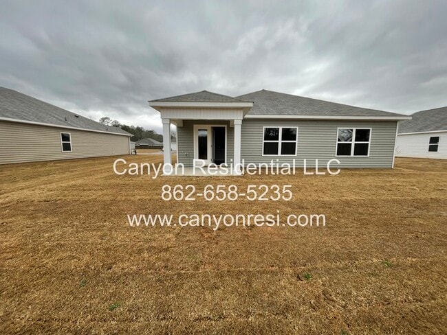 Building Photo - 122 Syd Rd