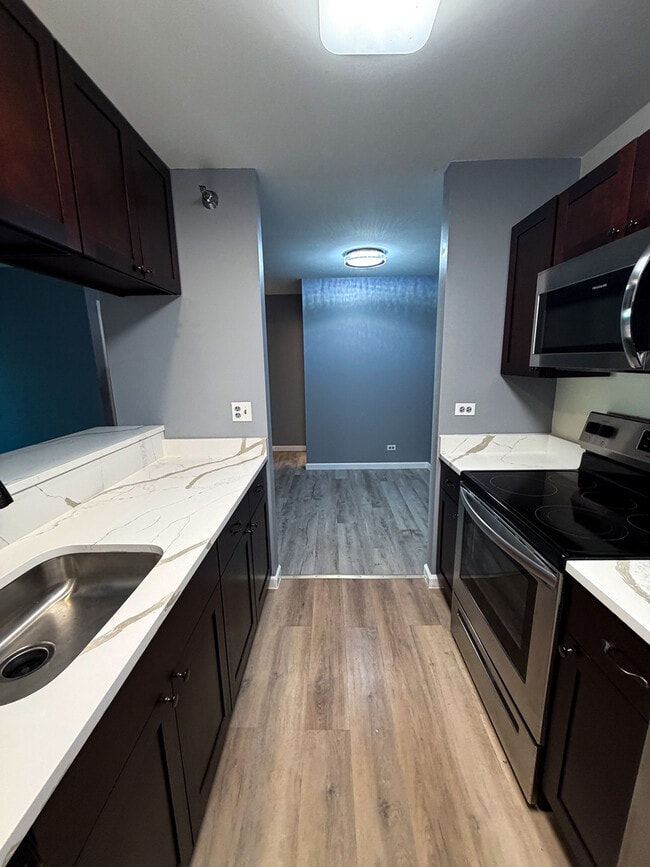 Photo - 104 Glengarry Dr
