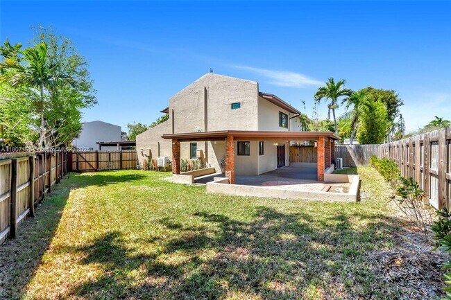 Photo - 9210 SW 136th St Cir