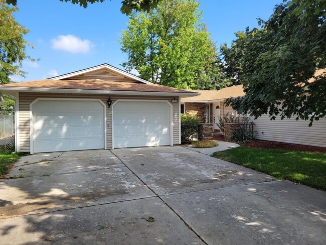 Building Photo - Charming home in Boise!