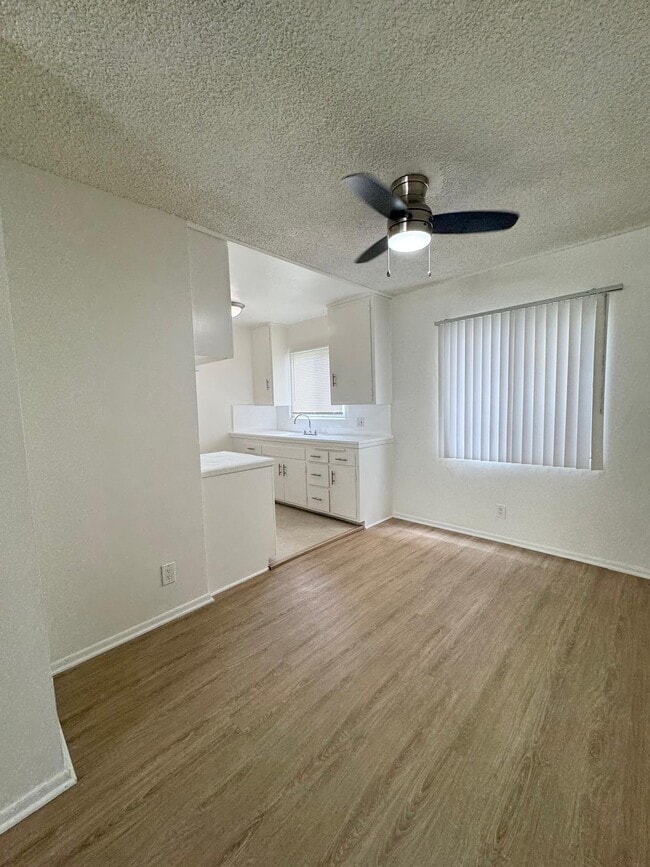 Photo - 18546 Clark St Unit 3