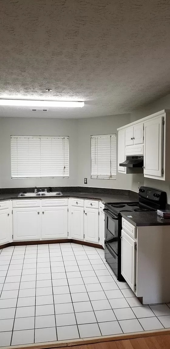Photo - Spacious 3BR Townhome, Total Electric