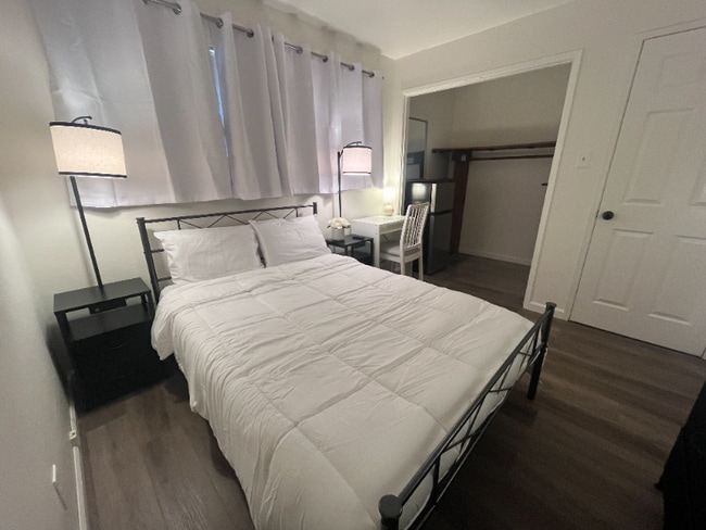 Photo - 7327 Sovereign Ct