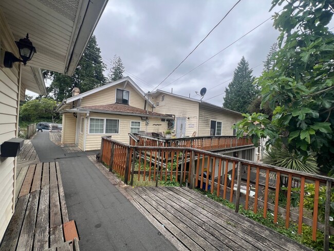 Photo - 610-620 W Central Blvd. Unit 2