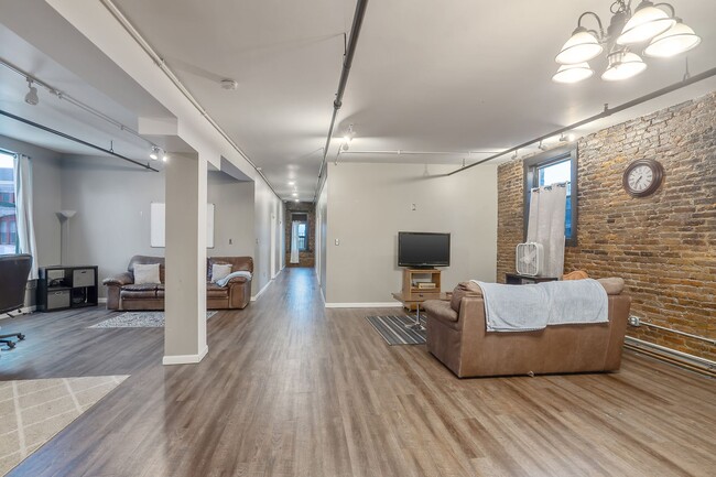Photo - Funk &#39;N Waffles Apt Unit 500