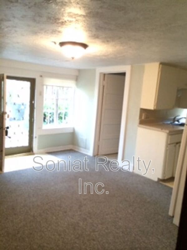 Photo - 7 Allard Blvd Unidad #6 Rental