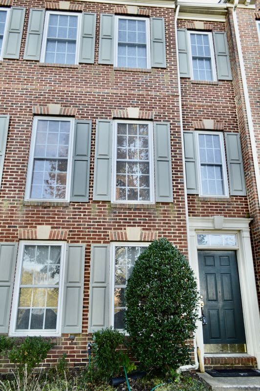 Building Photo - 23612 Overlook Park Dr