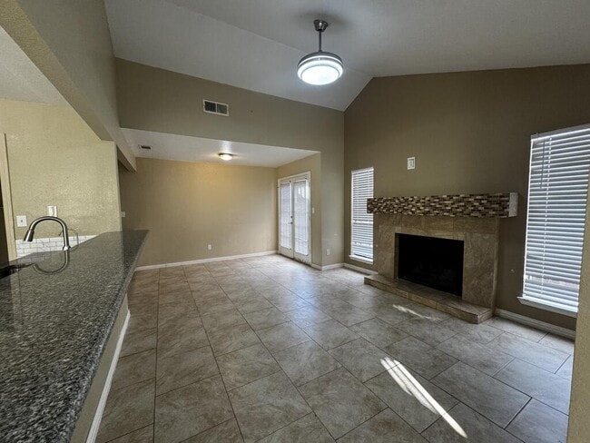 3611 Monclave Dr