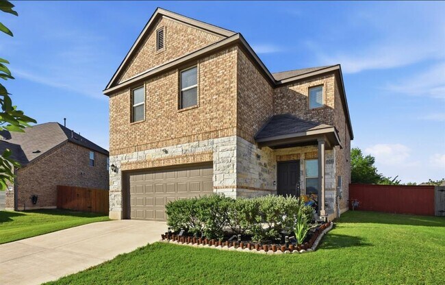 Photo - 294 Thornless Cir
