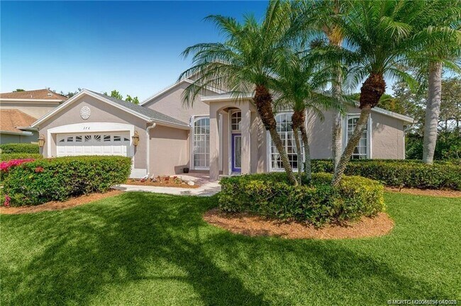 Photo - 376 NW Canna Way