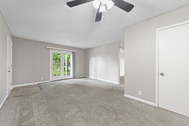 Photo - Autumn Ridge Apartment Community