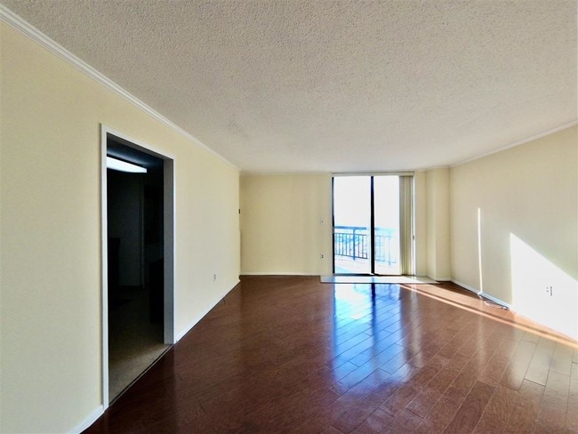 Photo - 1434 Harmon Cove Tower