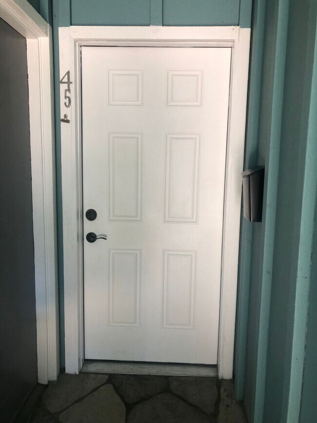 Capital City Flats - Capital City Flats Apartment Unit 45